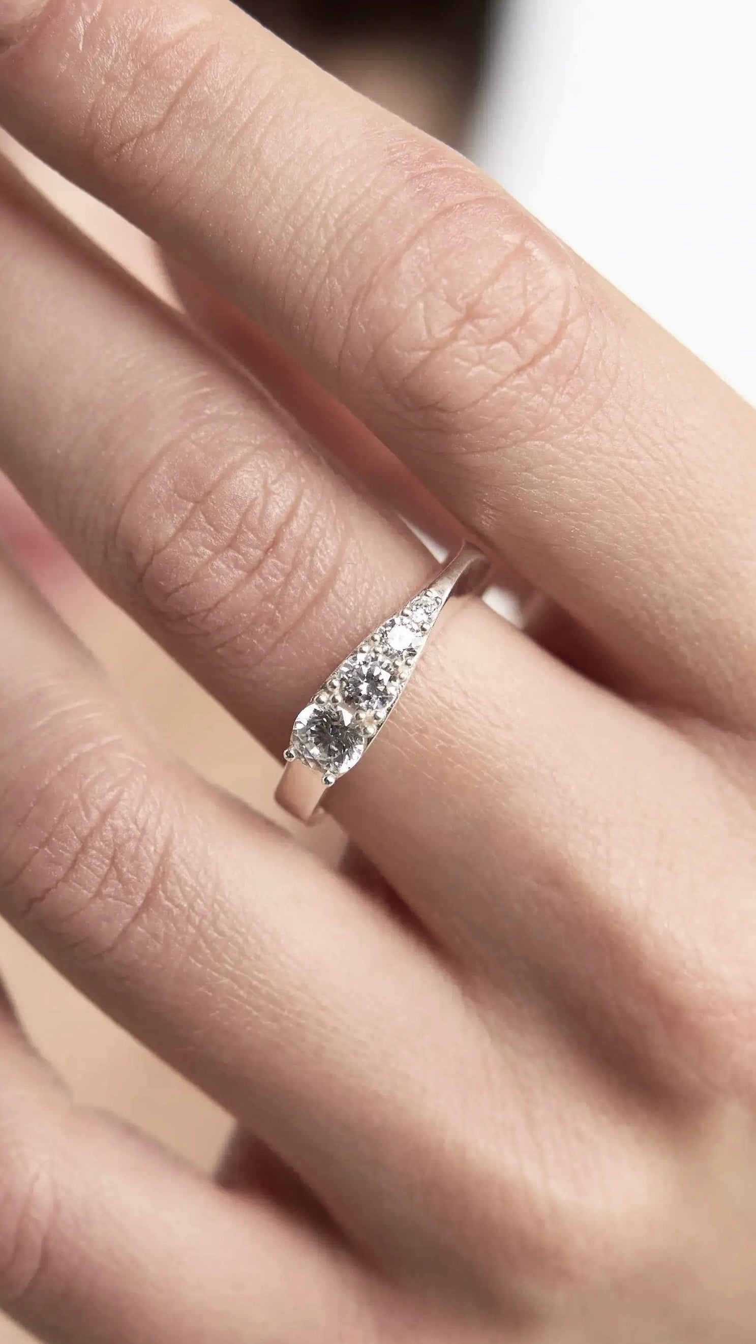 Infinity Diamond - Ring in 925 silver and 4 zircons