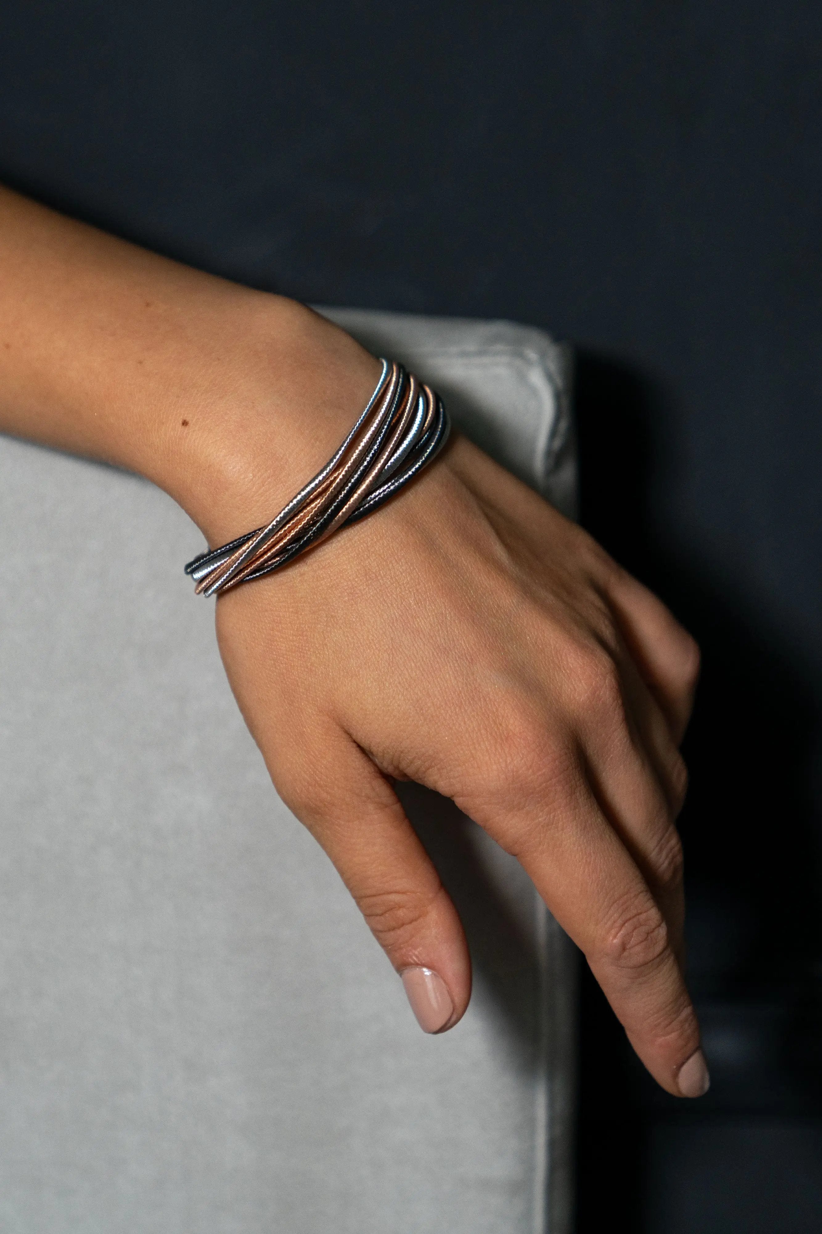 String - 925 silver bracelet, 10 strands