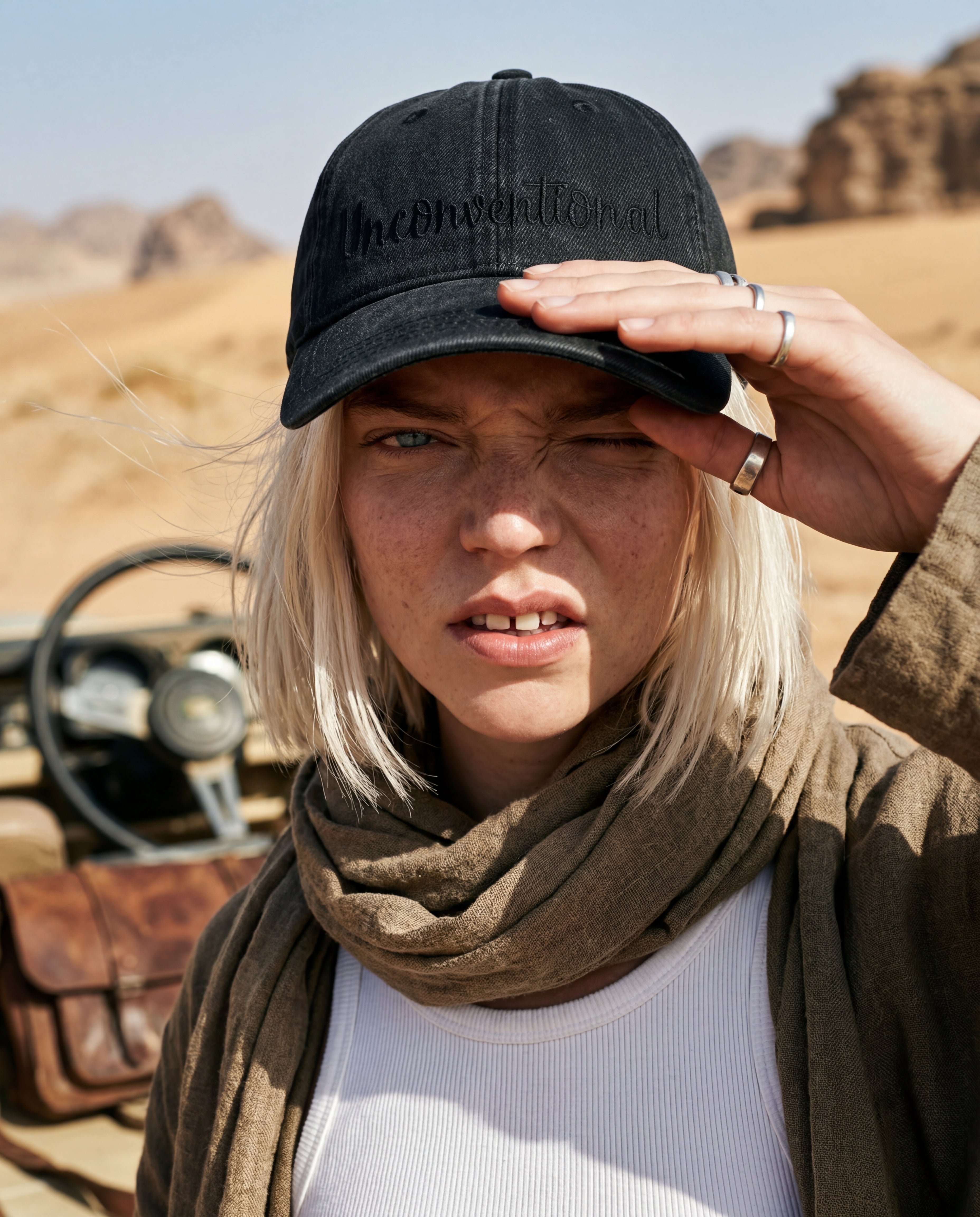 Unconventional | Cappello di jeans